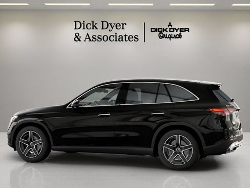 Used 2026 Mercedes-Benz GLC 300 image 27