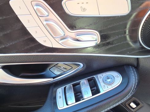 Used 2016 Mercedes-Benz C 300 Sedan image 26