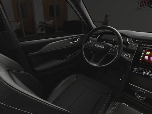 Used 2024 Jeep Grand Cherokee Altitude image 20