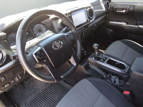 Used 2021 Toyota Tacoma TRD Off-Road RWD image 14