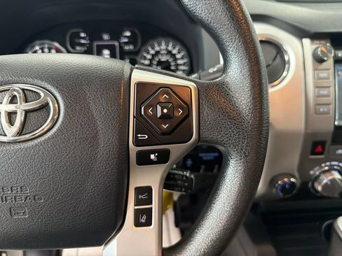 Used 2018 Toyota Tundra SR5 w/ SR5 Upgrade Package AWD/4WD image 25