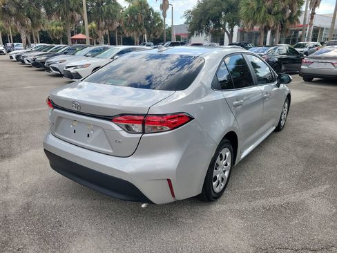 Used 2024 Toyota Corolla LE FWD image 3