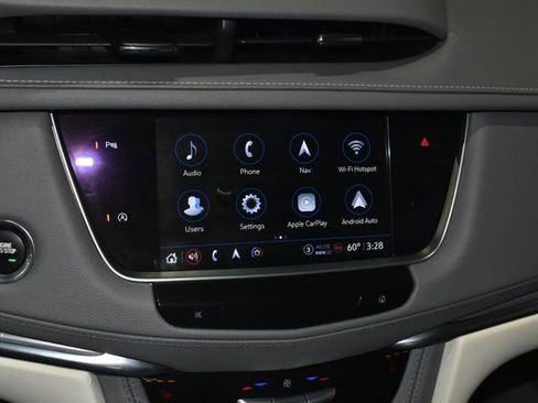 Used 2022 Cadillac XT5 Premium Luxury image 18