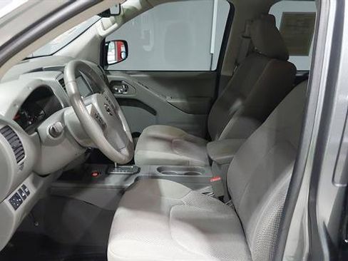 Used 2020 Nissan Frontier SV w/ Midnight Edition Floor Mats AWD/4WD image 20