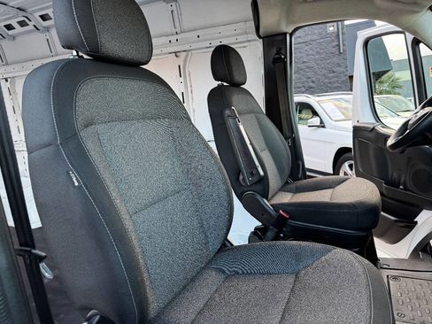 Used 2023 RAM ProMaster 2500 image 39
