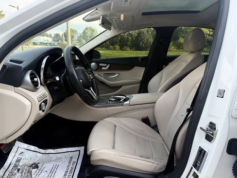 Used 2019 Mercedes-Benz C 300 4MATIC Sedan image 12