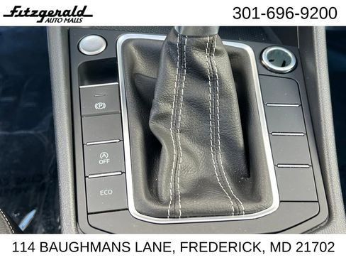Used 2024 Volkswagen Jetta SE image 22
