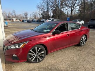 Used 2019 Nissan Altima 2.5 SR w/ SR Premium Package video 2