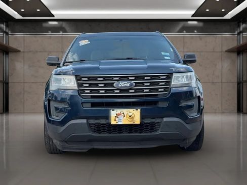 Used 2017 Ford Explorer FWD image 4
