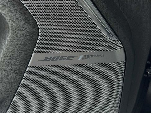 Used 2024 GMC Yukon Denali Ultimate image 12