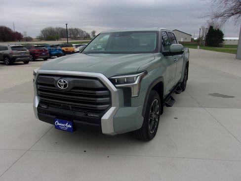 Used 2024 Toyota Tundra Limited image 6