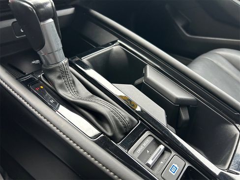 Used 2023 Honda Accord Touring image 29