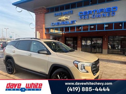 Certified 2023 GMC Terrain SLE w/ Driver Convenience Package image 1