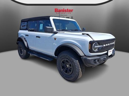 New 2026 Ford Bronco Badlands AWD/4WD image 2