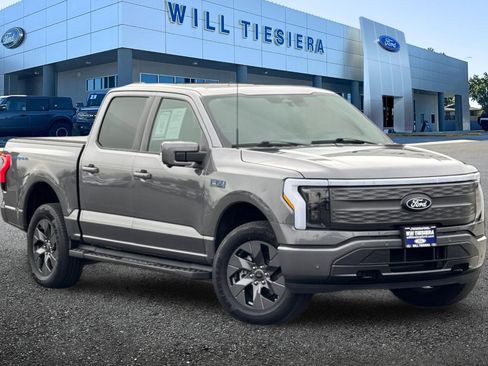 Used 2025 Ford F150 Lightning Lariat AWD/4WD image 2