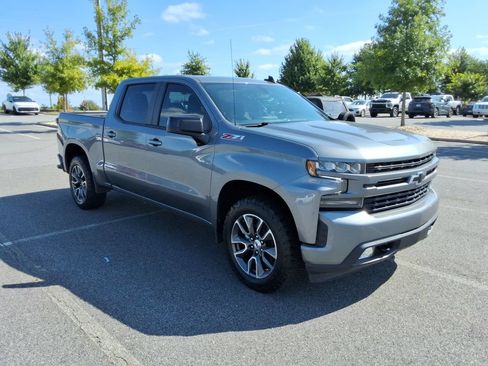 Used 2021 Chevrolet Silverado 1500 RST AWD/4WD image 3