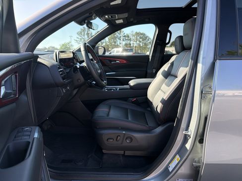 Used 2024 Chevrolet Traverse RS w/ LPO, Floor Liner Package image 14