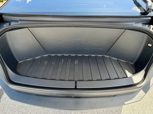 Used 2025 Tesla Cybertruck AWD Crew Cab image 20