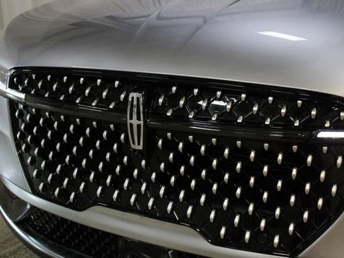 New 2026 Lincoln Nautilus Premier AWD/4WD image 61