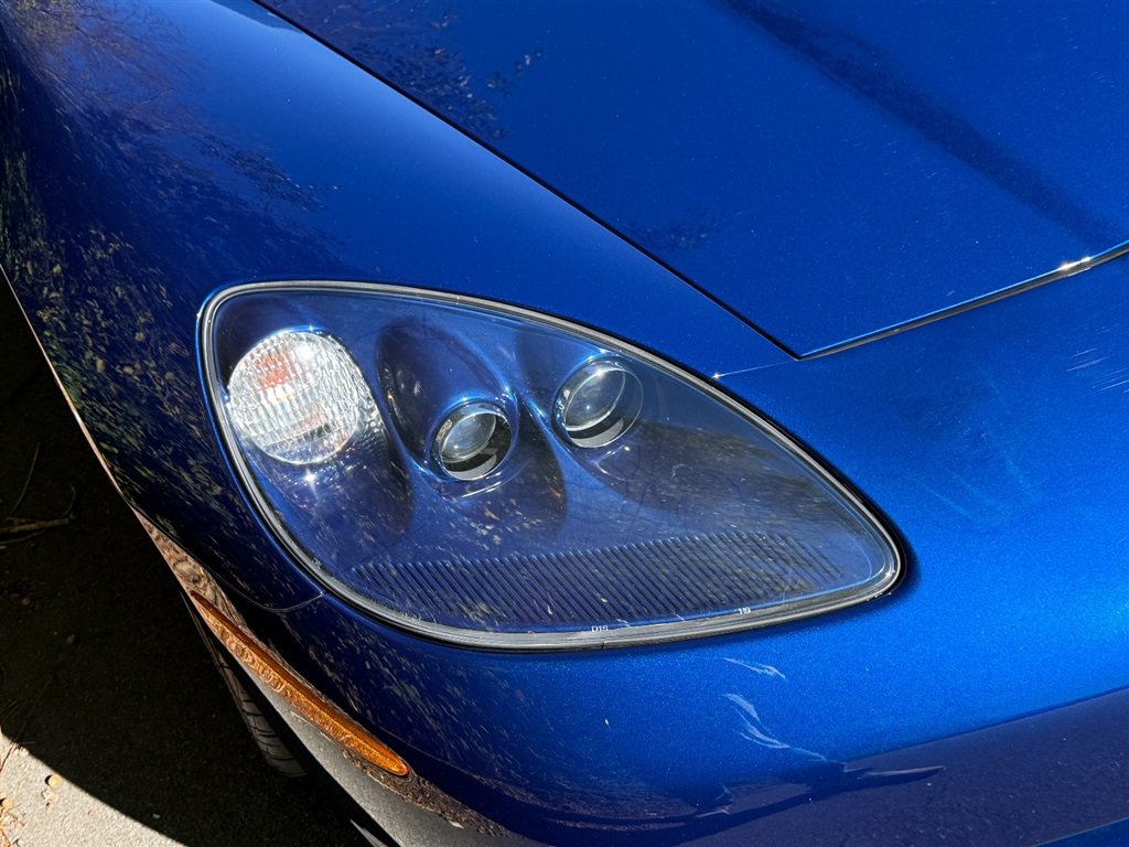 Used 2007 Chevrolet Corvette Coupe w/ Preferred Equipment Group RWD image 14