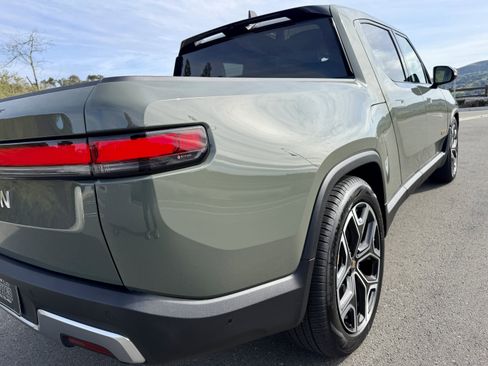 Used 2022 Rivian R1T Launch Edition image 30