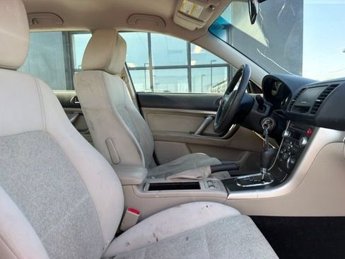 Used 2009 Subaru Outback 2.5i Special Edition AWD/4WD image 8