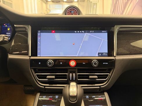 New 2026 Porsche Macan S image 14