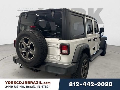 Used 2018 Jeep Wrangler Unlimited Sport S AWD/4WD image 5