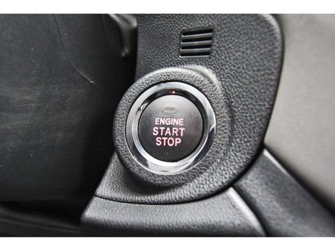Used 2025 Subaru Outback Onyx Edition AWD/4WD image 19