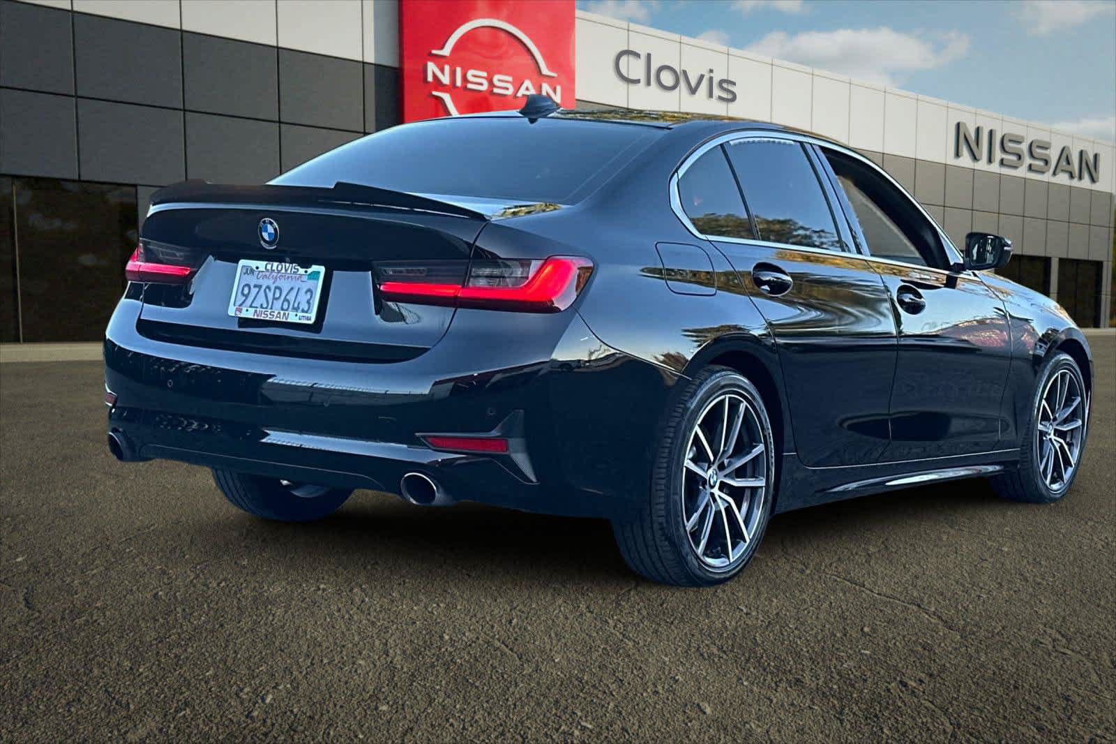 Used 2021 BMW 330e w/ Driving Assistance Package RWD image 2