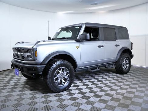 Used 2023 Ford Bronco Badlands AWD/4WD image 2