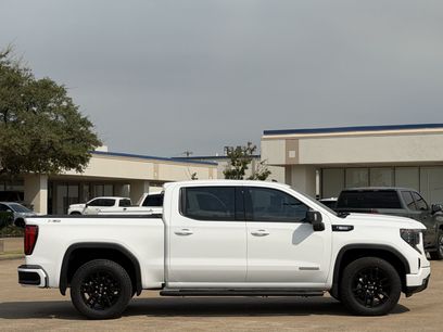 Used 2025 GMC Sierra 1500 Elevation w/ Elevation Premium Package