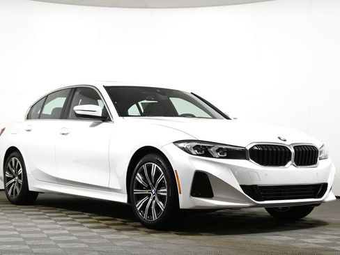 New 2026 BMW 330i xDrive Sedan w/ Premium Package AWD/4WD image 9