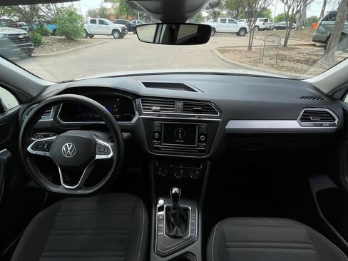Used 2024 Volkswagen Tiguan S image 10