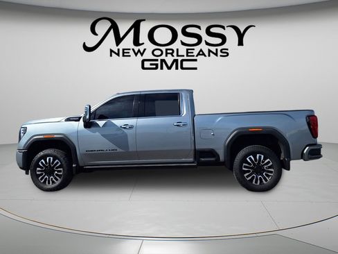 Used 2024 GMC Sierra 2500 Denali Ultimate image 8