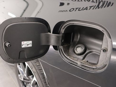 Used 2023 Chevrolet Suburban RST w/ Luxury Package AWD/4WD image 40