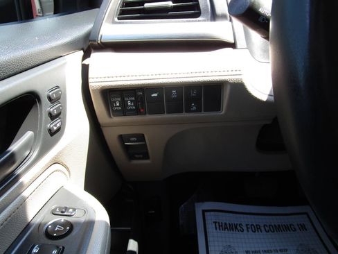 Used 2018 Honda Odyssey EX-L image 14
