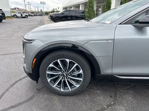Used 2024 Cadillac Lyriq Sport w/ LPO, Floor Liner Package AWD/4WD image 10