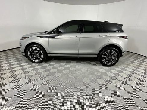 Used 2026 Land Rover Range Rover Evoque Dynamic SE AWD/4WD image 3