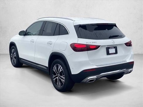 New 2025 Mercedes-Benz GLA 250 image 10
