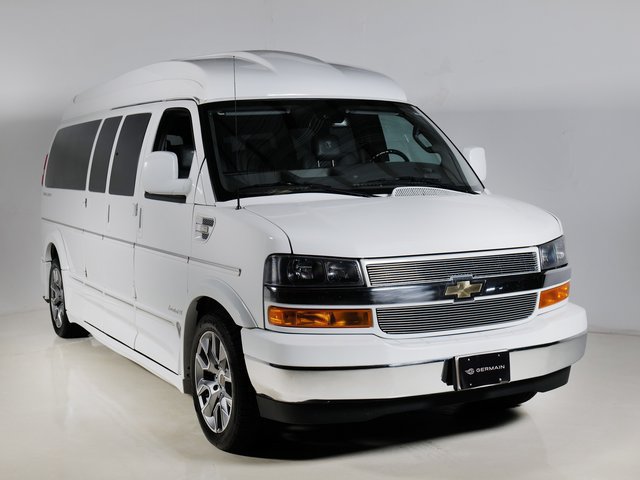 Used 2022 Chevrolet Express 2500 Extended w/ Enhanced Convenience Package RWD image 22