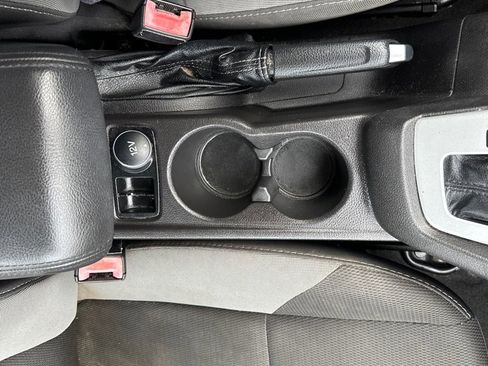 Used 2013 Ford Focus SE image 19