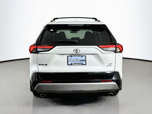 Certified 2025 Toyota RAV4 SE w/ Convenience Package AWD/4WD image 6