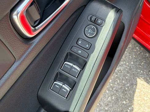Used 2025 Honda Civic Sport image 12