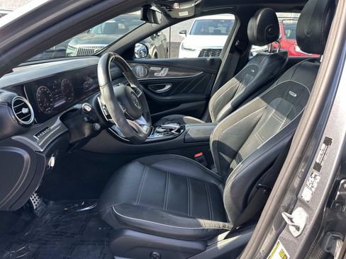 Used 2018 Mercedes-Benz E 63 AMG S image 26