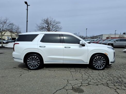 Used 2025 Hyundai Palisade Calligraphy image 2