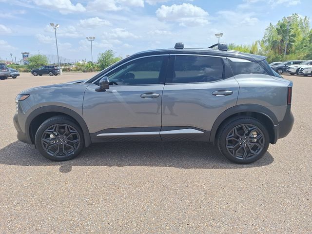Used 2025 Nissan Kicks SR FWD image 4
