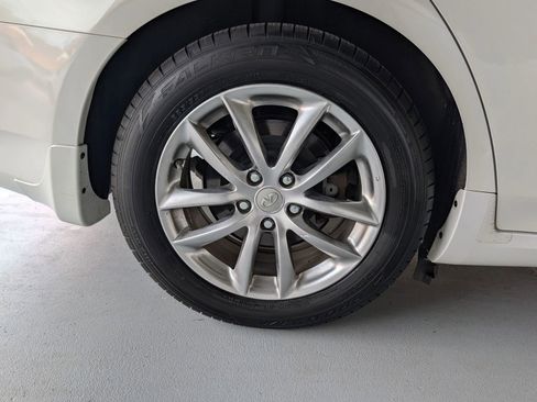 Used 2009 INFINITI G37 Journey w/ Premium Pkg image 11