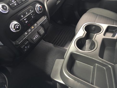 Used 2023 GMC Sierra 3500 SLE w/ Gooseneck/5TH Wheel Package image 21