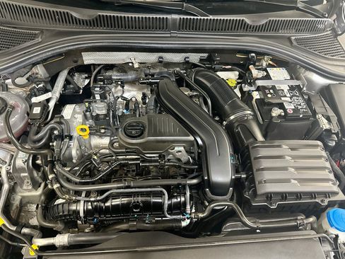 Used 2024 Volkswagen Jetta SE FWD image 33